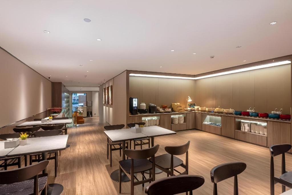 Hanting Hotel Guangzhou Sanyuanli Metro Station Экстерьер фото