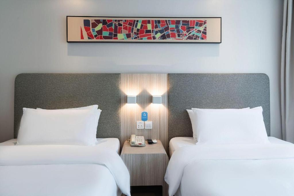 Hanting Hotel Guangzhou Sanyuanli Metro Station Экстерьер фото