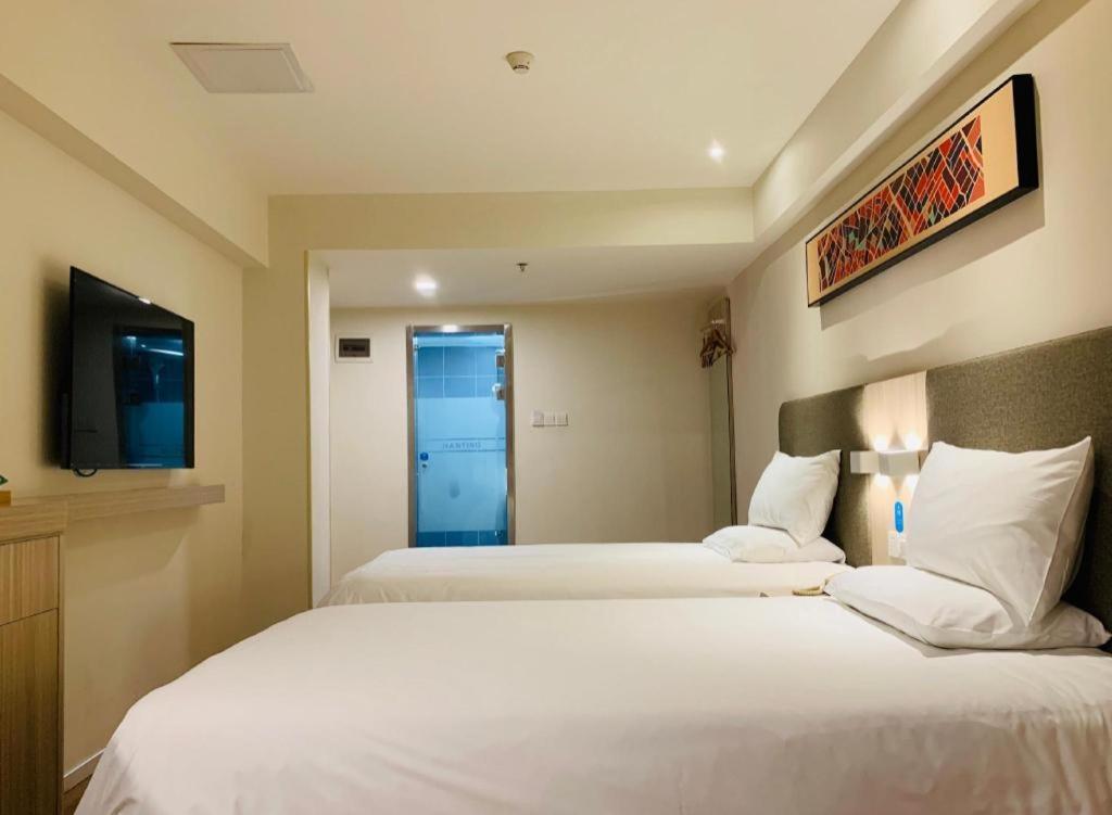 Hanting Hotel Guangzhou Sanyuanli Metro Station Экстерьер фото