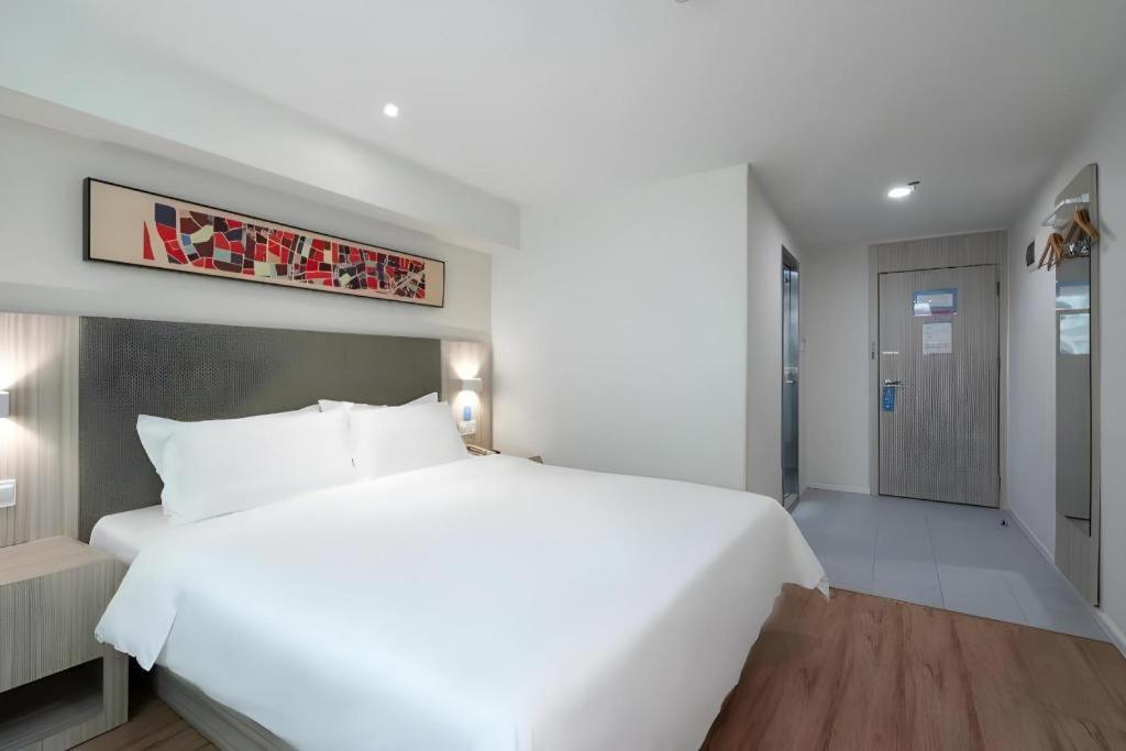 Hanting Hotel Guangzhou Sanyuanli Metro Station Экстерьер фото